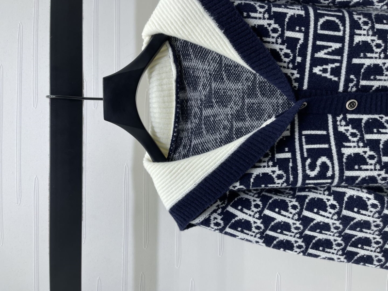 chr1st1an D10r sweaters